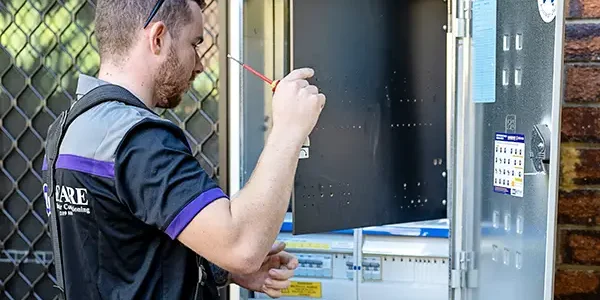 electrician browns plains