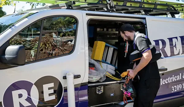 hot water electrician