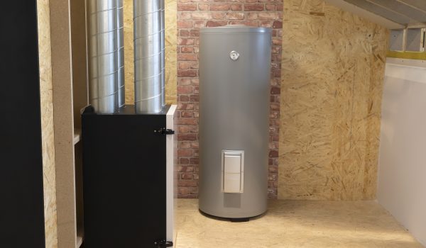 hot water electrician