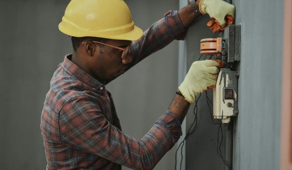 eletrical maintenance